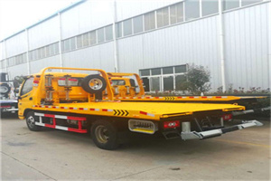 桓仁附近拖车救援搭电